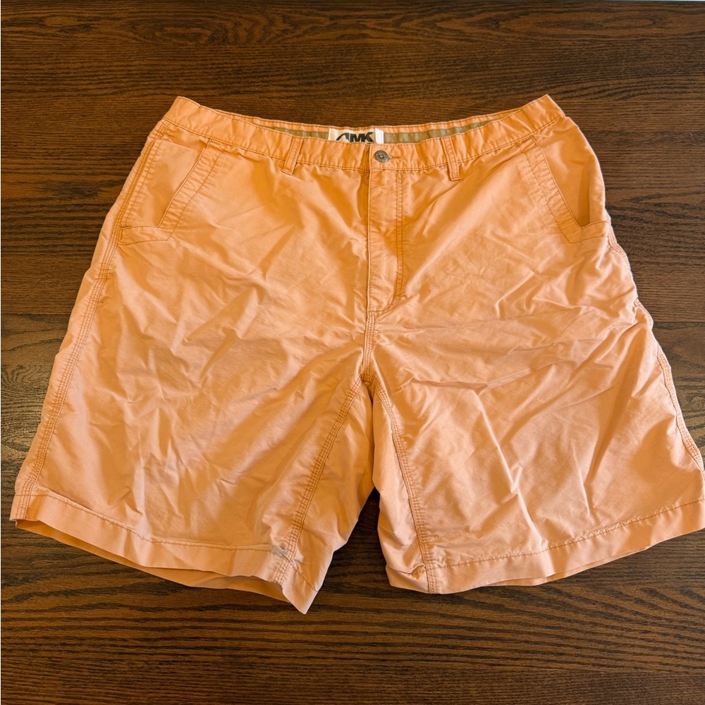 Mountain Khaki Shorts 40